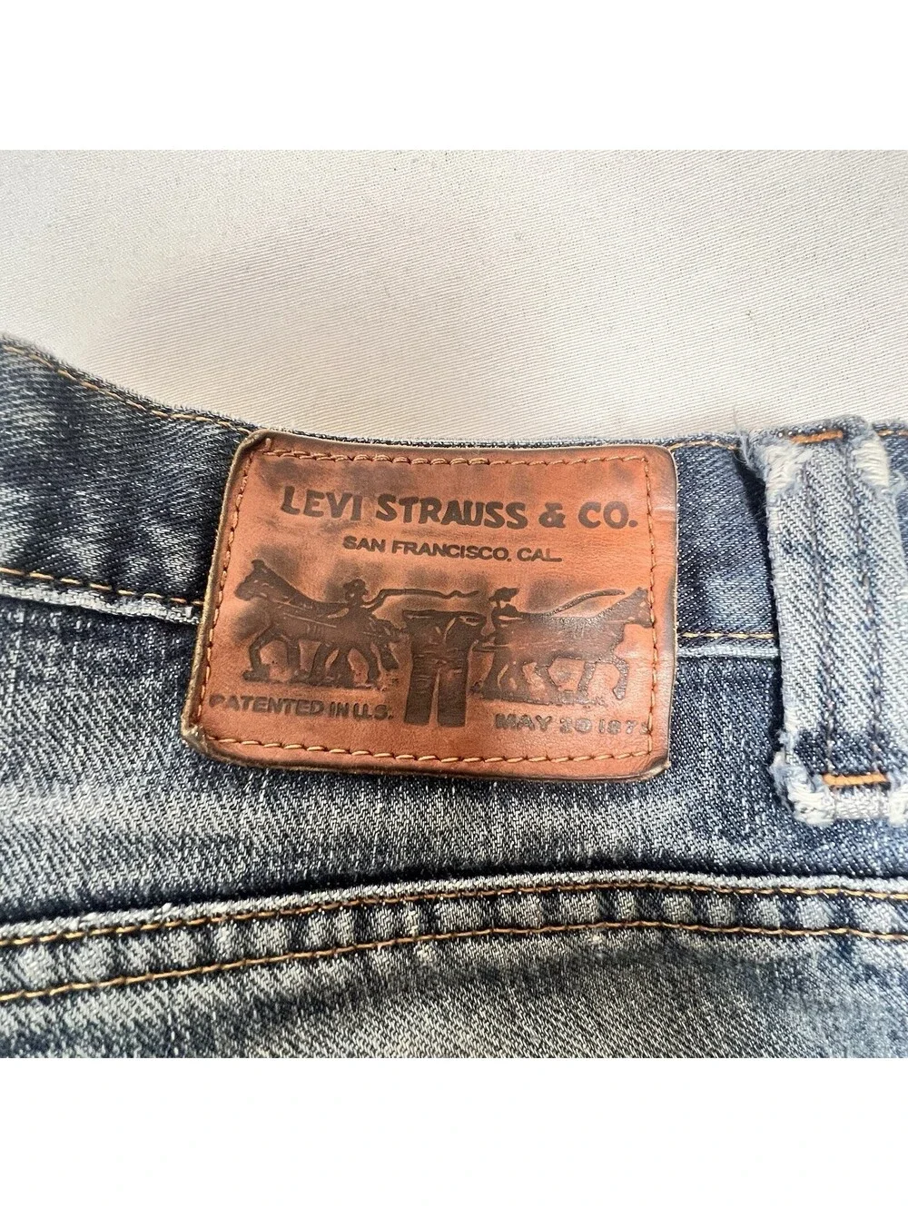 Levi's 514 Denim Slim Straight Men's Distressed Jeans 31 X 32